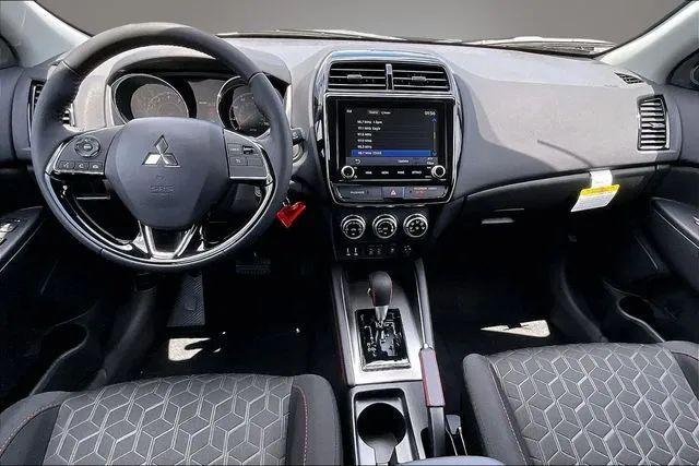 2026 Mitsubishi Outlander Sport 2.0 LE