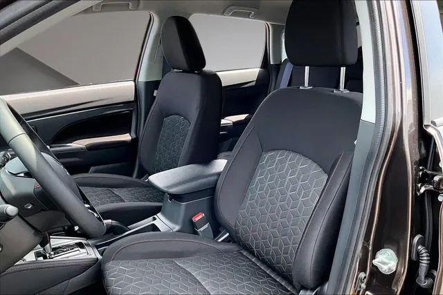 2026 Mitsubishi Outlander Sport 2.0 LE