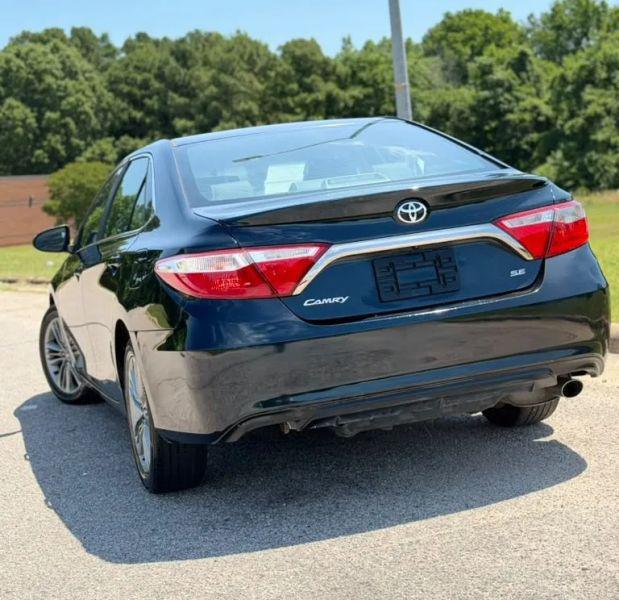 2015 Toyota Camry SE