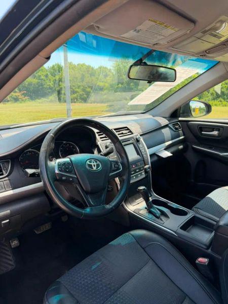 2015 Toyota Camry SE