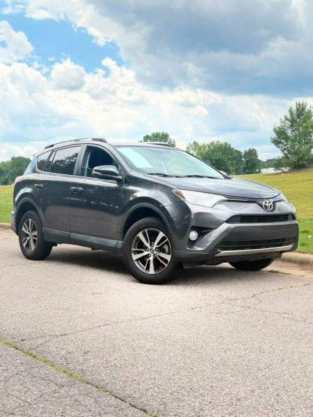 2016 Toyota RAV4 XLE