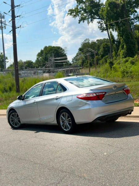 2016 Toyota Camry SE