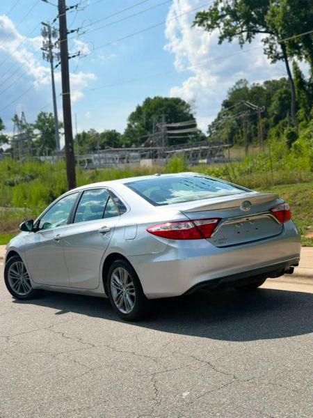2016 Toyota Camry SE