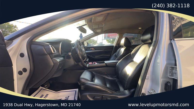 2018 Nissan Maxima 3.5 SV