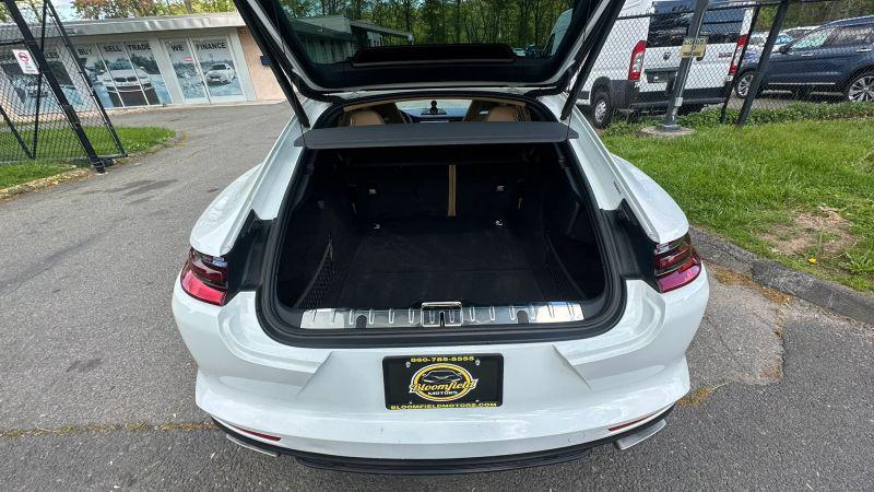 2018 Porsche Panamera 4