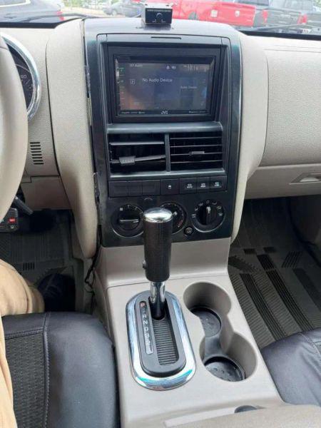 2006 Ford Explorer XLT