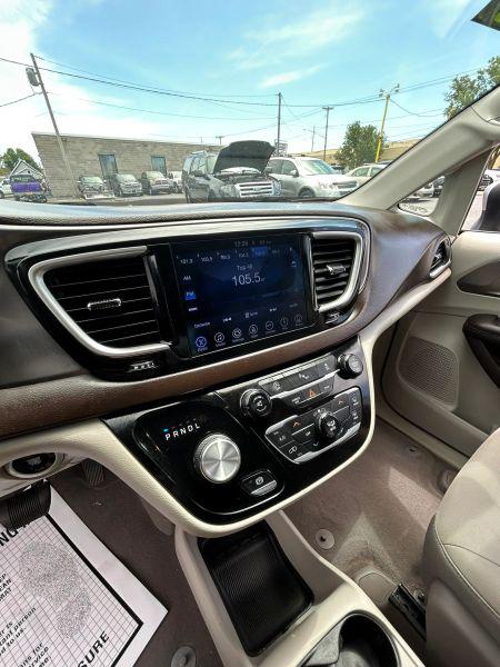 2017 Chrysler Pacifica Touring