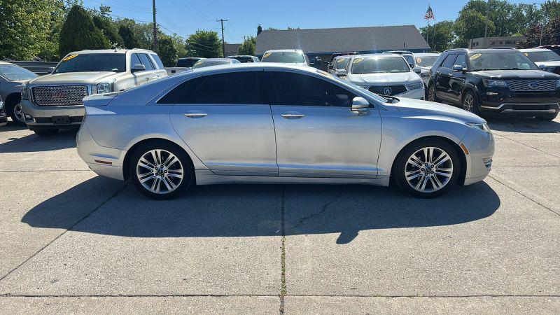 2015 Lincoln MKZ Hybrid Base