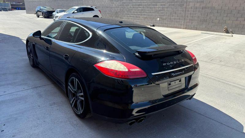 2011 Porsche Panamera S