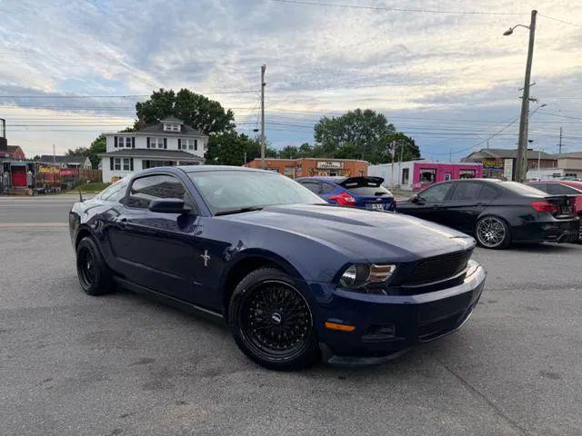 2011 Ford Mustang V6