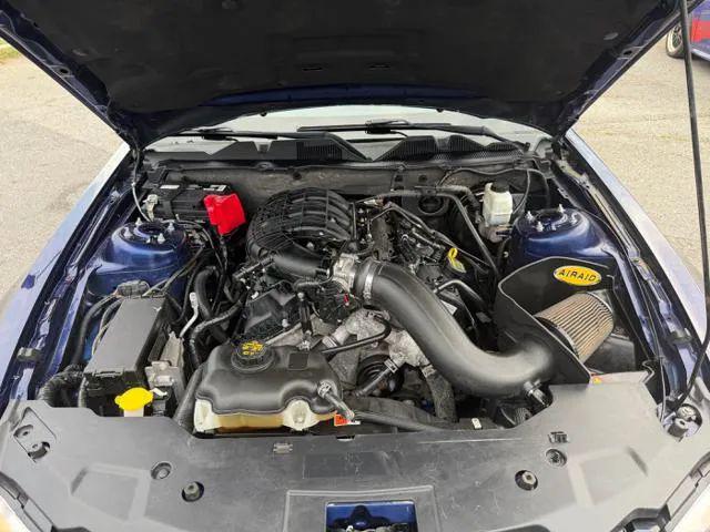 2011 Ford Mustang V6