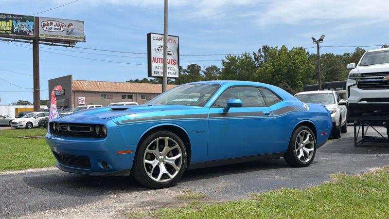 2015 Dodge Challenger SXT Plus