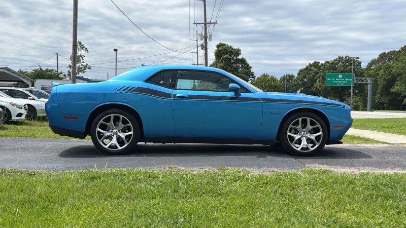 2015 Dodge Challenger SXT Plus