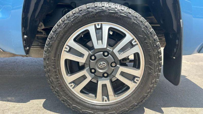 2019 Toyota Tundra SR5 5.7L V8