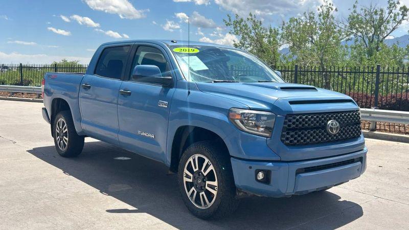 2019 Toyota Tundra SR5 5.7L V8
