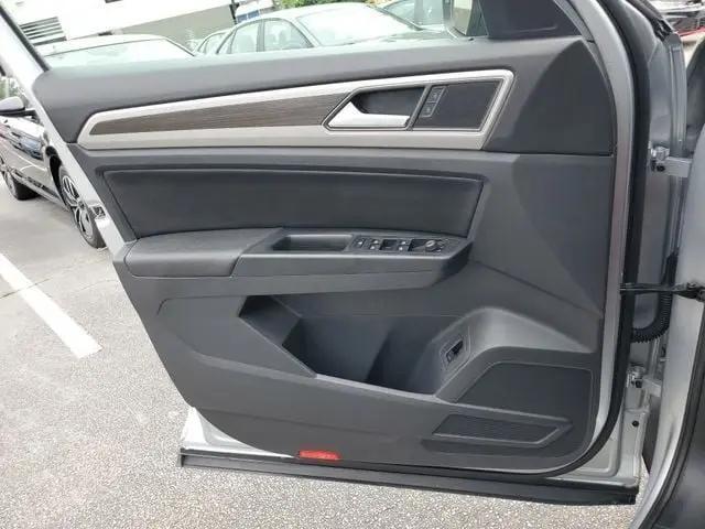 2018 Volkswagen Atlas 3.6L V6 SE w/Technology
