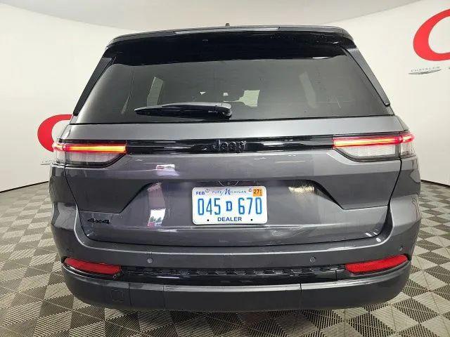 2023 Jeep Grand Cherokee Altitude 4x4