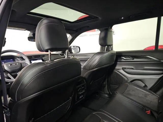 2023 Jeep Grand Cherokee Altitude 4x4