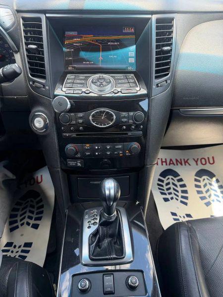 2011 INFINITI FX35 FX35