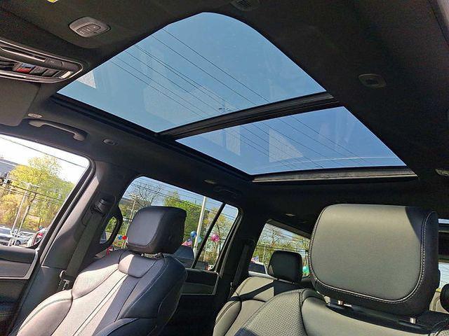 2026 Jeep Grand Wagoneer Upland 4x4