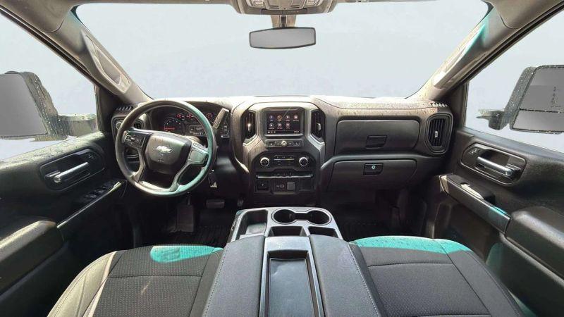 2023 Chevrolet Silverado 3500HD 4WD Double Cab Long Bed WT