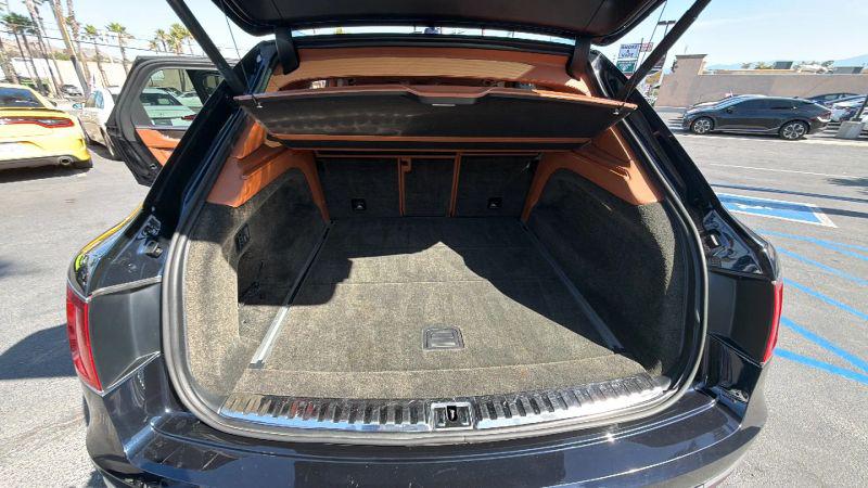 2019 Bentley Bentayga V8
