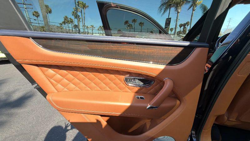 2019 Bentley Bentayga V8