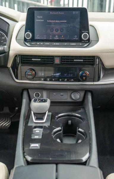 2021 Nissan Rogue SV FWD