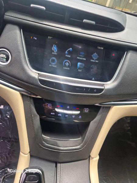 2017 Cadillac XT5 Standard