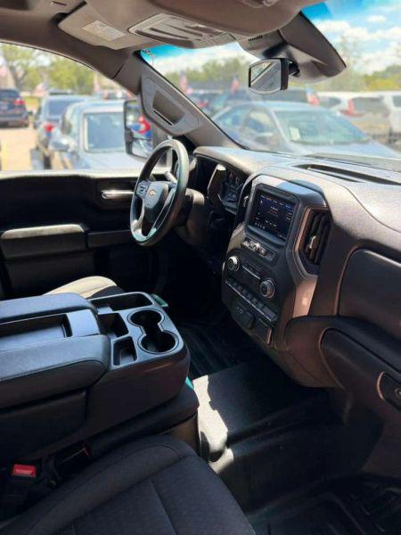 2023 Chevrolet Silverado 1500 2WD Crew Cab Standard Bed WT