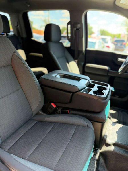 2023 Chevrolet Silverado 1500 2WD Crew Cab Standard Bed WT