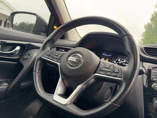 2017 Nissan Rogue Sport SL