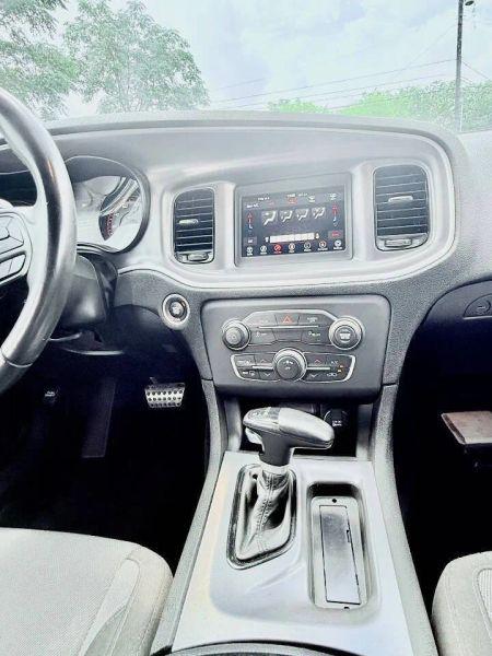 2020 Dodge Charger SXT RWD