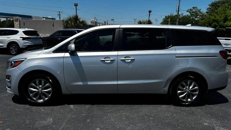 2019 Kia Sedona L