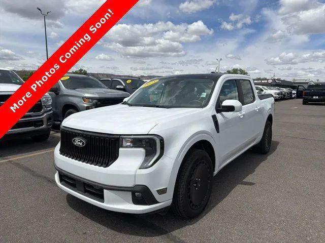2025 Ford Maverick Lobo Standard