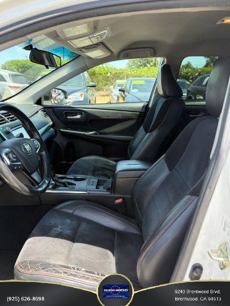2017 Toyota Camry XSE