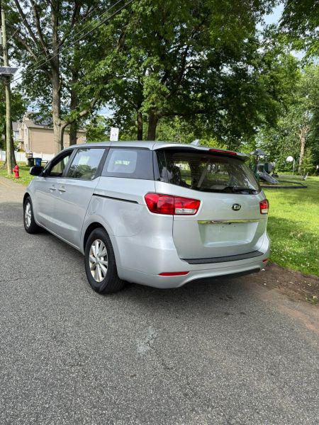 2018 Kia Sedona L
