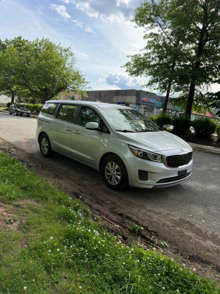 2018 Kia Sedona L