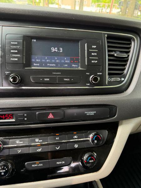 2018 Kia Sedona L