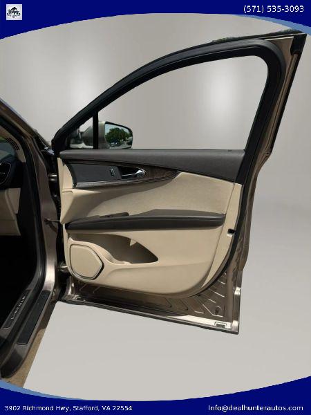 2019 Lincoln Nautilus Select