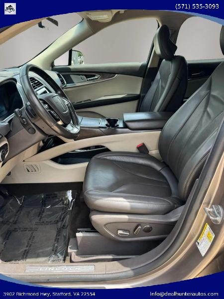 2019 Lincoln Nautilus Select