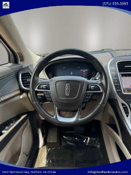 2019 Lincoln Nautilus Select