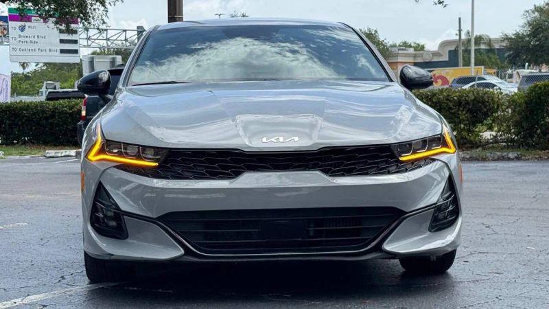 2023 Kia K5 GT-Line