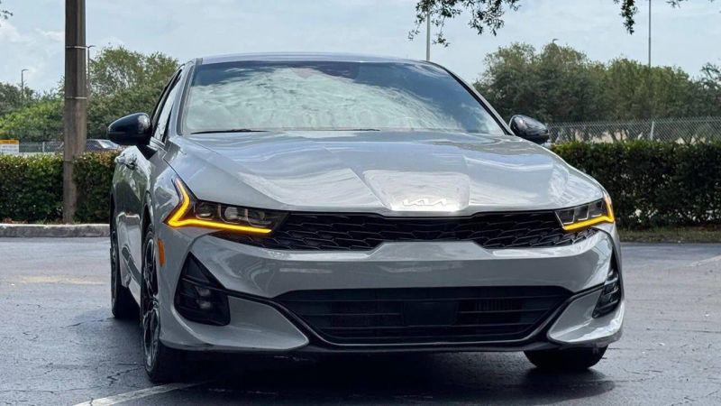 2023 Kia K5 GT-Line