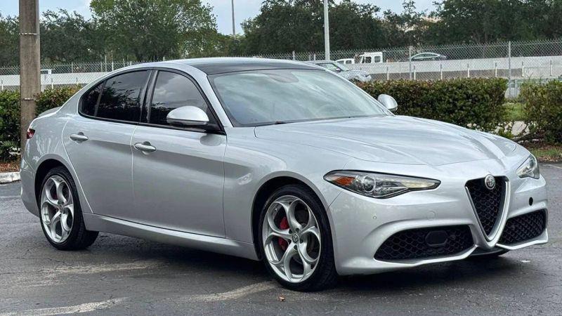 2018 Alfa Romeo Giulia Ti Sport AWD