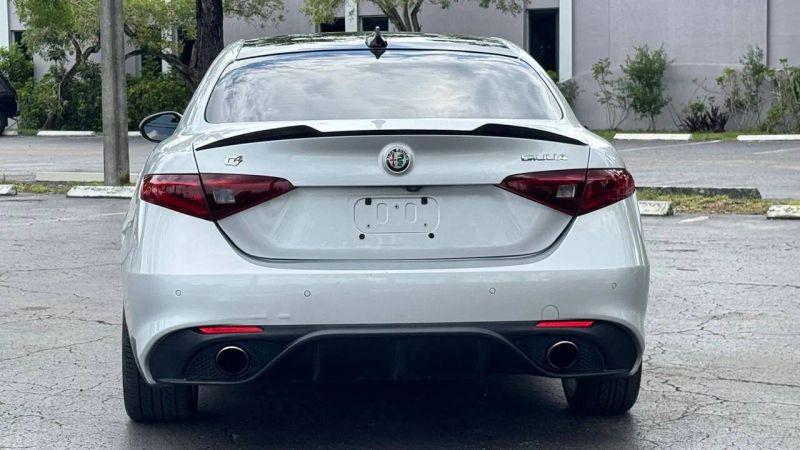2018 Alfa Romeo Giulia Ti Sport AWD