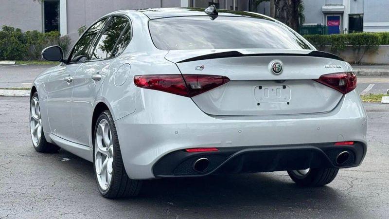 2018 Alfa Romeo Giulia Ti Sport AWD
