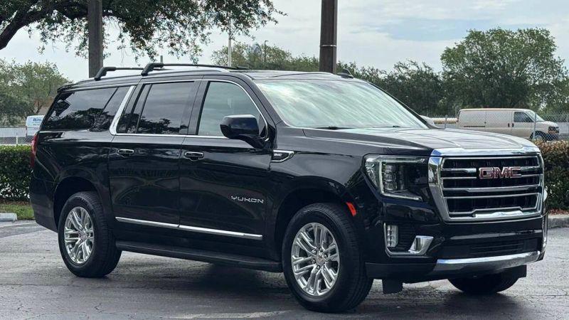 2021 GMC Yukon XL 2WD SLT