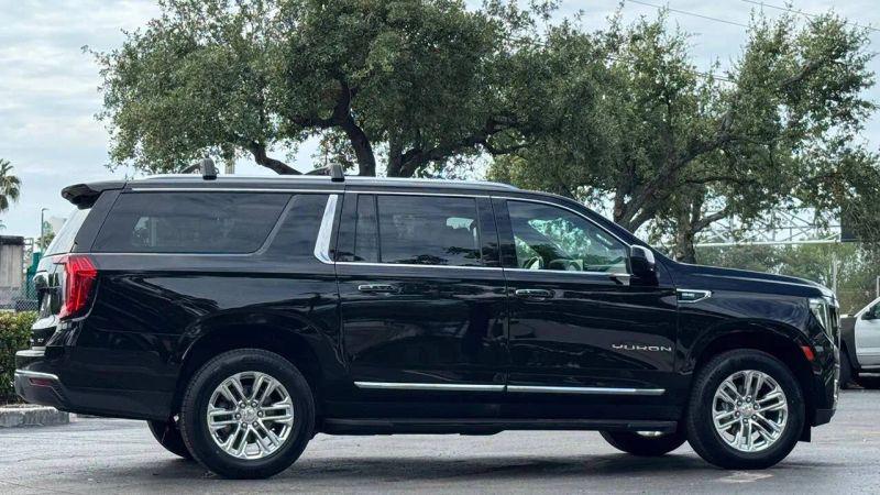 2021 GMC Yukon XL 2WD SLT