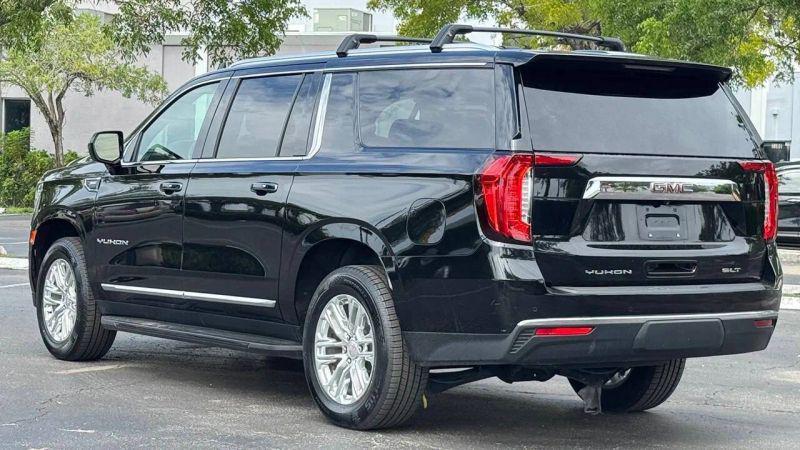 2021 GMC Yukon XL 2WD SLT